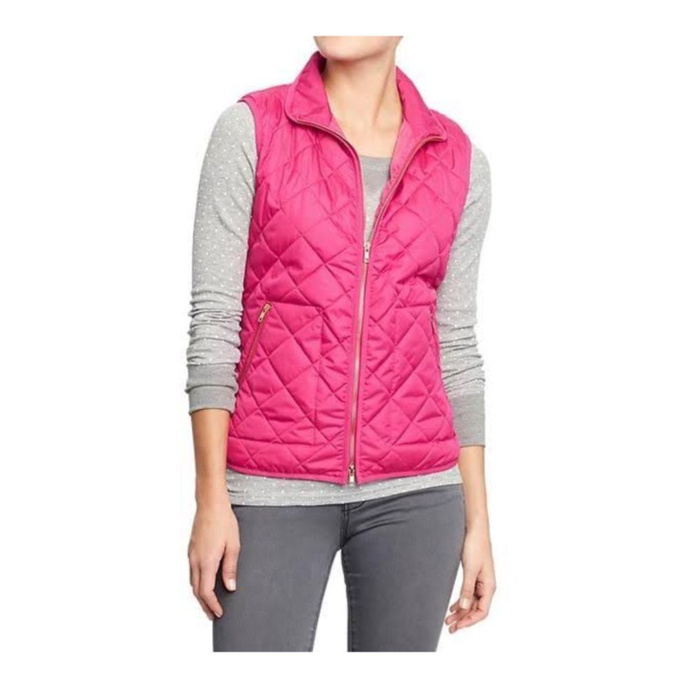 Old Navy women’s pink, quilted, puffer vest, small, GUC